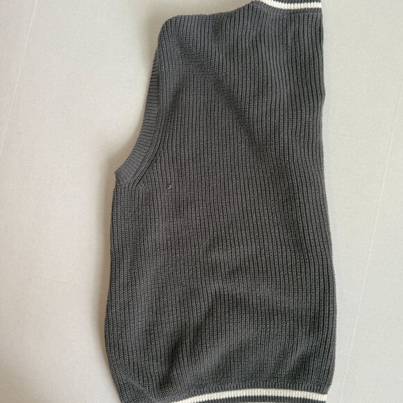 Original Use Ribbed Sweater Vest XXL Gray White Trim Preppy Minimal Layered Look - Picture 3 of 4